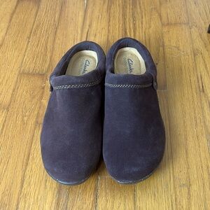 NWOT CLARKS ROSEVILLE DREW SUEDE CLOG DK BROWN COASTAL LAGENLOOK COMFORT CLASSIC